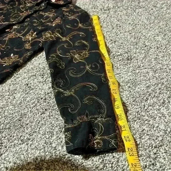 Hearts of Palm Floral Embroidered Trapeze Jacket Black Size 10- Note - Picture 10 of 11